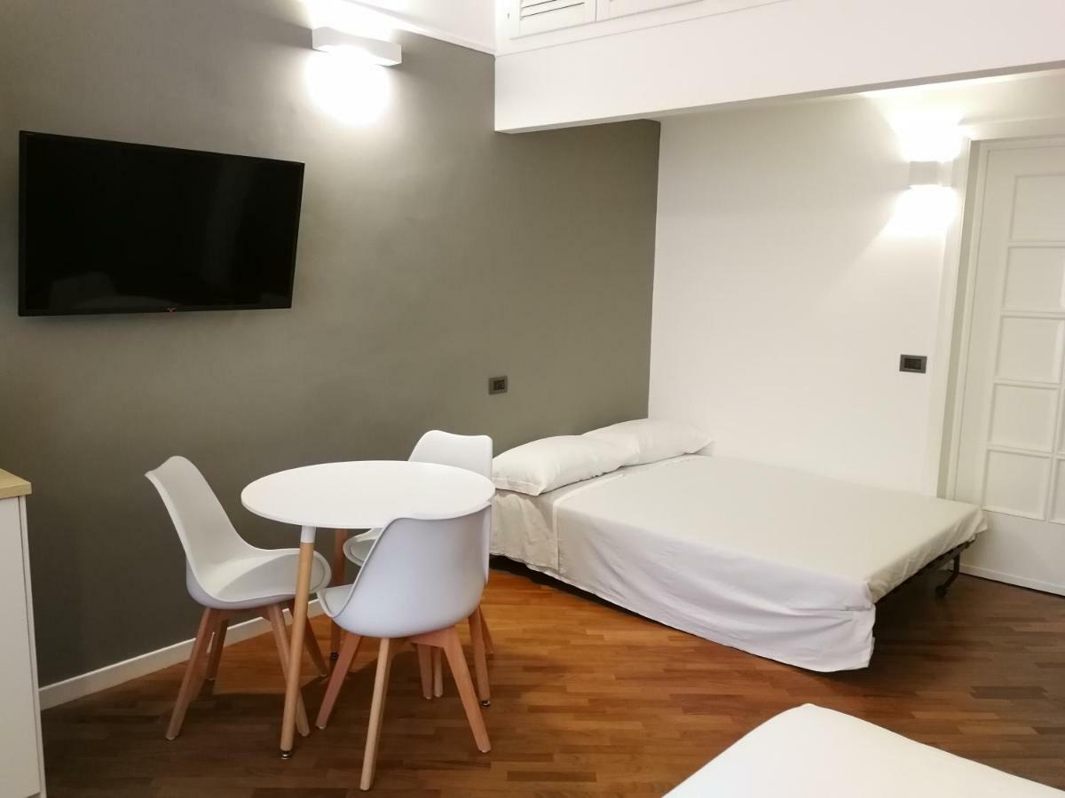 Carulli 69 - Flexible Check-In Apartments Bari Exterior photo